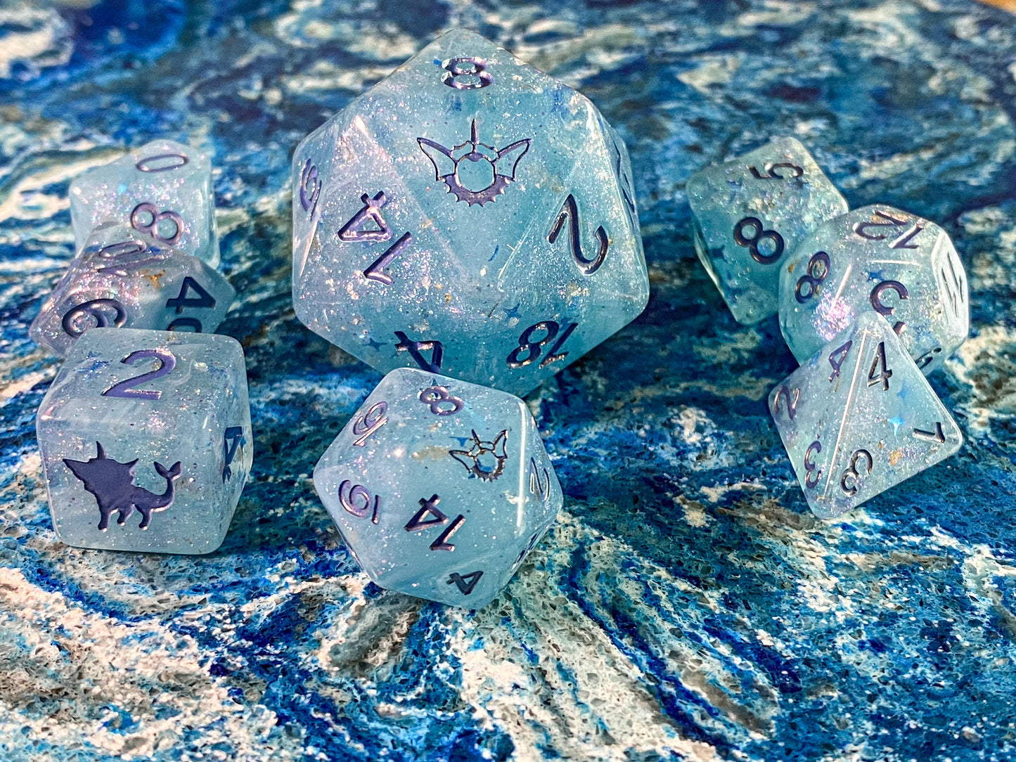Custom Shiny Eevee Pokemon Inspired Polyset Dice Set Shiny Eeveelutions D6 RPG DnD Gaming Polyhedral Anime Art Vaporeon Flareon Jolteon