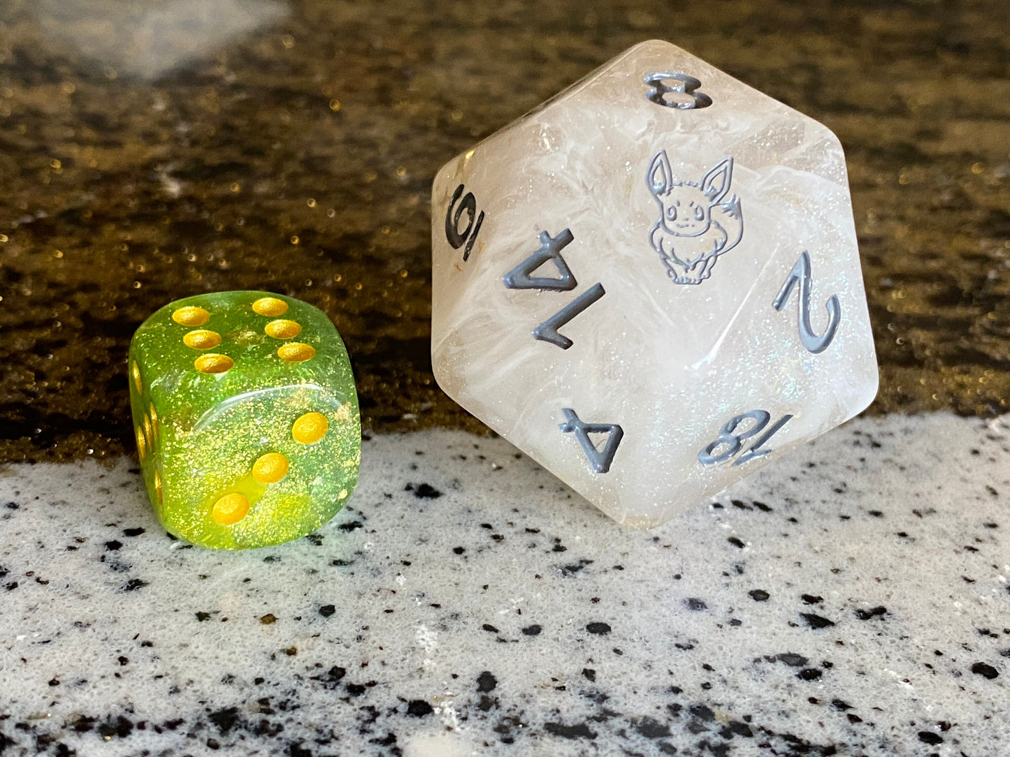 GIGA Pokemon Eevee Inspired D&D D20 35mm Dice Eeveelution GXEXV DnD Polyhedral